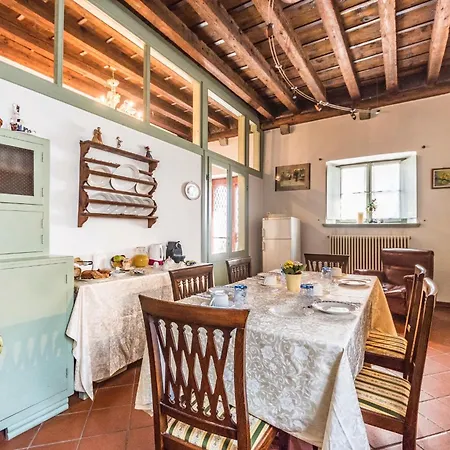 Kır Evi De Rubeis Florit