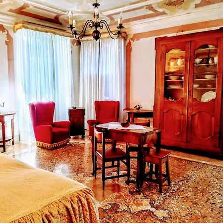 De Rubeis Florit Country house *